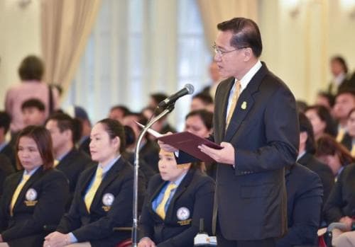นายกรัฐมนตรีให้กำลังใจนักกีฬาคนพิการทีมชาติไทย ก่อนออกเดินทางไปแข่งขันกีฬา เอเชี่ยนพาราเกมส์ ครั้งที่ 3 ประเทศอินโดนีเซีย