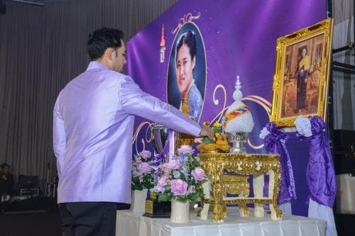 พิธีมอบถ้วยรางวัลพระราชทานในกิจกรรมหัวข้อ "บอกเล่าความเป็นไทย มุมมองใหม่ประเทศไทย"