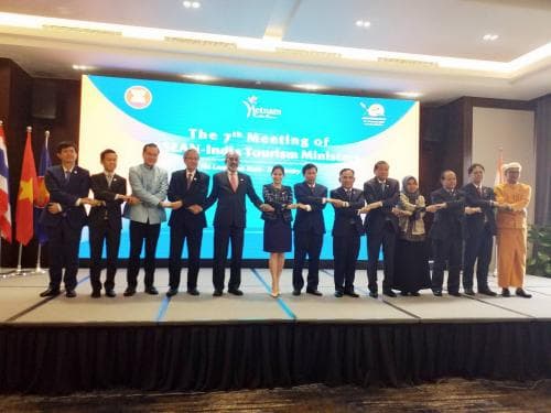 รัฐมนตรีวีระศักดิ์เข้าร่วมประชุมรัฐมนตรีท่องเที่ยวอาเซียน ( ASEAN Tourism Forum 2019)              ณ เมืองฮาลอง เวียดนาม