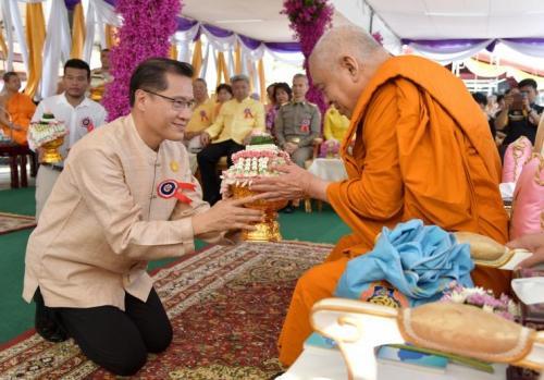 รมว.ท่องเที่ยวฯ เปิดงานเทศกาลนมัสการปิดทองหลวงพ่อวัดไร่ขิง พร้อมสำรวจเส้นทาง Tourism for all