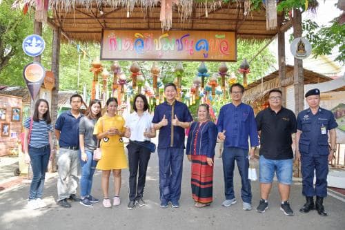 ผช.รมต.ท่องเที่ยวฯ เยี่ยมชมและรับฟังแนวทางการพัฒนาของ "กาดวิถีชุมชนคูบัว"เพื่อส่งเสริมการท่องเที่ยวชุมชน ณ วัดโขลงสุวรรณคีรี จ.ราชบุรี