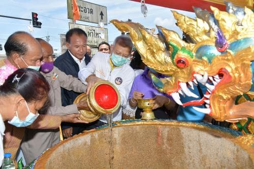 รมต.พิพัฒน์ เปิดงานพิธีสมโภชอนุสรณ์สถานบ้านบ่อล้อ และงานประจำปีของชุมชนบ้านบ่อล้อ อ.เชียรใหญ่ จ.นครศรีธรรมราช 