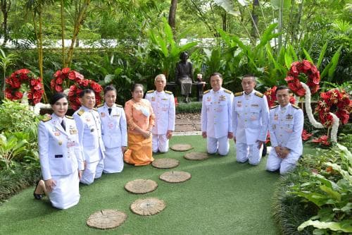 รมต.พิพัฒน์ ร่วมกิจกรรมน้อมรำลึก เนื่องในวันคล้ายวันพระราชสมภพครบ 120 ปี สมเด็จพระศรีนครินทราบรมราชชนนี