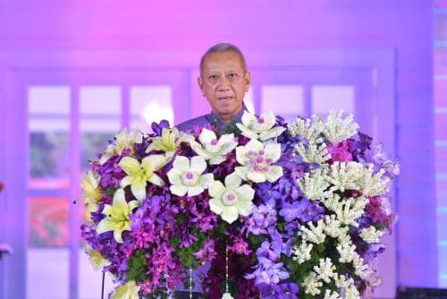 รมต.พิพัฒน์ เปิดงาน "เชียงรายดอกไม้งาม ครั้งที่ 17 "อุทยานดอกไม้และเสียงดนตรี" ณ สวนตุงและโคมนครเชียงราย