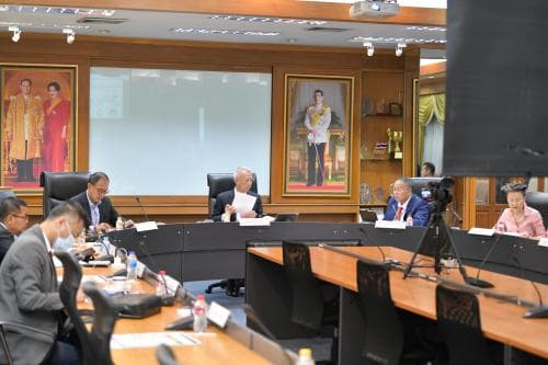 รมว.พิพัฒน์ เป็นประธานประชุมหารือเพื่อเตรียมความพร้อมให้กับผู้ประกอบการด้านการท่องเที่ยว ในเรื่องแผนการเปิดประเทศไทยในรูปแบบต่างๆ ผ่านระบบ ZOOM