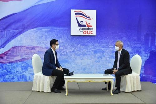 รมว.พิพัฒน์ ให้สัมภาษณ์สด รายการ "NBT รวมใจ สู้ภัยโควิด-19