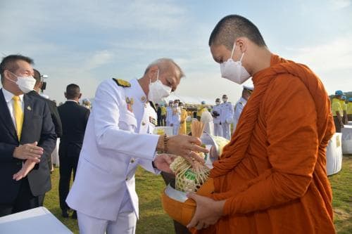รมว.พิพัฒน์ ร่วมกิจกรรมเฉลิมพระเกียรติและน้อมรำลึกในพระมหากรุณาธิคุณพระบาทสมเด็จพระบรมชนกาธิเบศร มหาภูมิพลอดุลยเดชมหาราช บรมนาถบพิตร ณ ท้องสนามหลวง