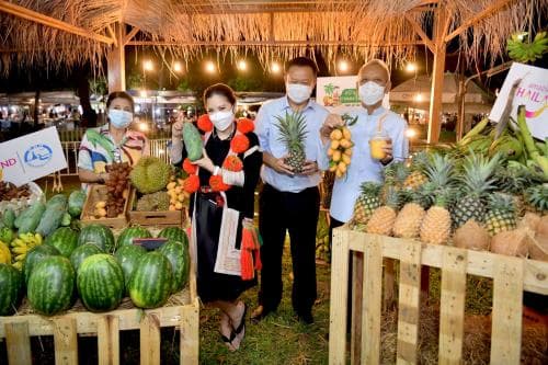 รมว.ท่องเที่ยวและกีฬา เยี่ยมชมความสำเร็จในการกระตุ้นและพลิกฟื้นเศรษฐกิจ ในงาน "เทศกาลเที่ยวเมืองไทย" ครั้งที่ 40 ประจำปี 2565 ณ สวนลุมพินี