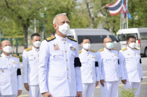 รมว.พิพัฒน์ พร้อมด้วยคณะผู้บริหารในสังกัดกระทรวงการท่องเที่ยวและกีฬา ร่วมพิธีวางดอกไม้ถวายความอาลัยสมเด็จพระราชินีนาถ เอลิซาเบธที่ 2