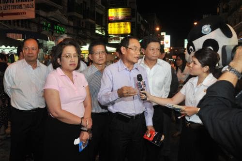 ป.กก. ลงพื้นที่ สร้างความมั่นใจให้กับนักท่องเที่ยวย่านถนนข้าวสาร