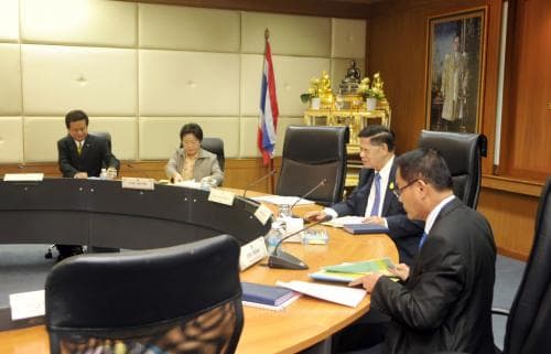 ประชุมคณะกรรมการติดตามเร่งรัดพัฒนาการท่องเที่ยว ครั้งที่ ๘ / ๒๕๕๕