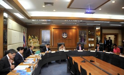 ประชุมคณะกรรมการติดตามเร่งรัดพัฒนาการกีฬาและนันทนาการ ครั้งที่ ๒ / ๒๕๕๖
