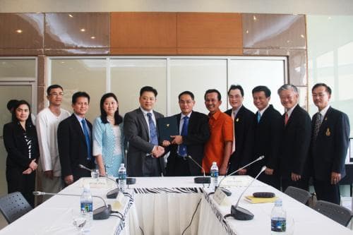 พิธีลงนามส่งมอบงบประมาณ และทรัพย์สินของศูนย์ประชุมและแสดงสินค้านานาชาติเฉลิมพระเกียรติ 7 รอบ 