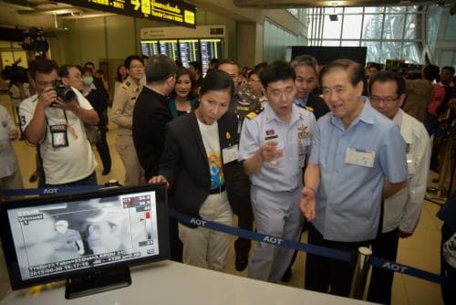 รมว.กก. ตรวจมาตรการคุมเข้ม "ไวรัสเมอร์ส" ที่สนามบินสุวรรณภูมิ 