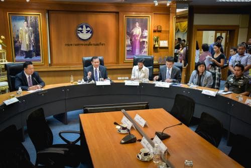 ประชุมแก้ไขปัญหา "ทัวร์ศูนย์เหรียญ สร้างคุณภาพการท่องเที่ยว"