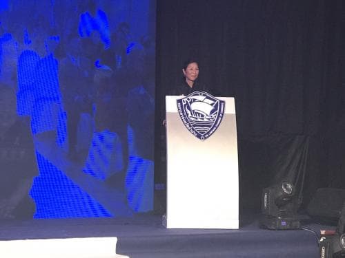 รัฐมนตรีว่าการกระทรวงการท่องเที่ยวและกีฬา ร่วมงานในพิธีสถาปนาคณะกรรมการหอการค้า จังหวัดลำปาง 1 ใน 12 เมืองต้องห้าม