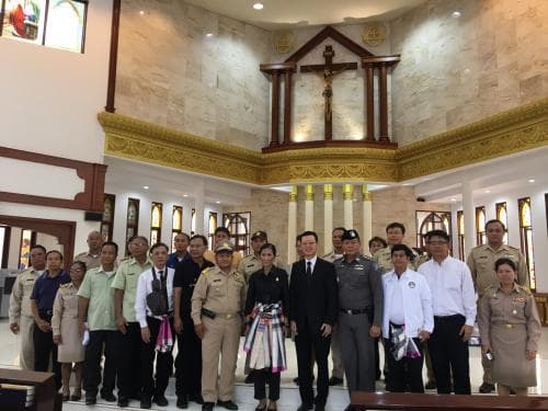 รัฐมนตรีว่าการกระทรวงการท่องเที่ยวและกีฬา พบปะชุมชนเข้มแข็ง พี่น้องชาวทำแร่ จังหวัดสกลนคร