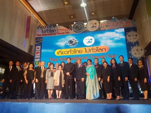 ท่านรองนายกรัฐมนตรี พลเอกธนะศักดิ์ ปฏิมาประกร เป็นประธานในพิธีเปิดงาน "เที่ยวทั่วไทย ไปทั่วโลก" ครั้งที่ 21