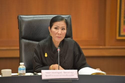 รัฐมนตรีว่าการกระทรวงการท่องเที่ยวและกีฬา เป็นประธานการประชุมคณะกรรมการกีฬาอาชีพ ครั้งที่ 6/2560