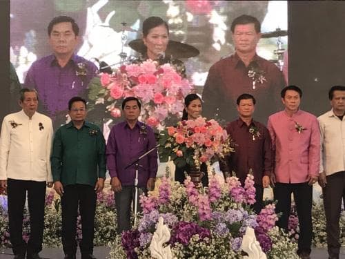 รัฐมนตรีว่าการกระทรวงการท่องเที่ยวและกีฬา เป็นประธานพิธีเปิดการแข่งขันเรือยาวประเพณี ไทย-ลาว-เวียดนาม ครั้งที่ 18  ชิงถ้วยพระราชทานสมเด็จพระเทพรัตนราชสุดาฯ สยามบรมราชกุมารี