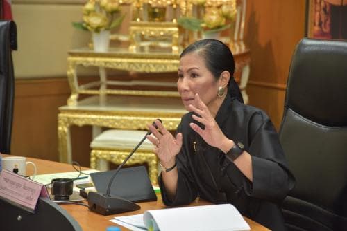 รัฐมนตรีว่าการกระทรวงการท่องเที่ยวและกีฬา เป็นประธานการประชุมคณะกรรมการกีฬาอาชีพ ครั้งที่ 7/2560