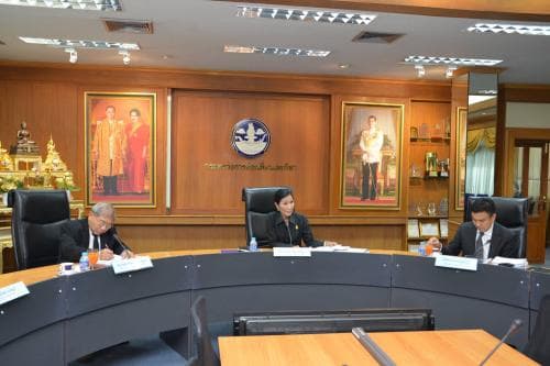 รัฐมนตรีว่าการกระทรวงการท่องเที่ยวและกีฬา เป็นประธานการประชุมคณะกรรมการกีฬามวย ครั้งที่ 6/2560 