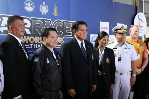 รองนายกรัฐมนตรี เป็นประธานในพิธีเปิดการแข่งขัน Air Race 1 World Cup Thailand 2017 