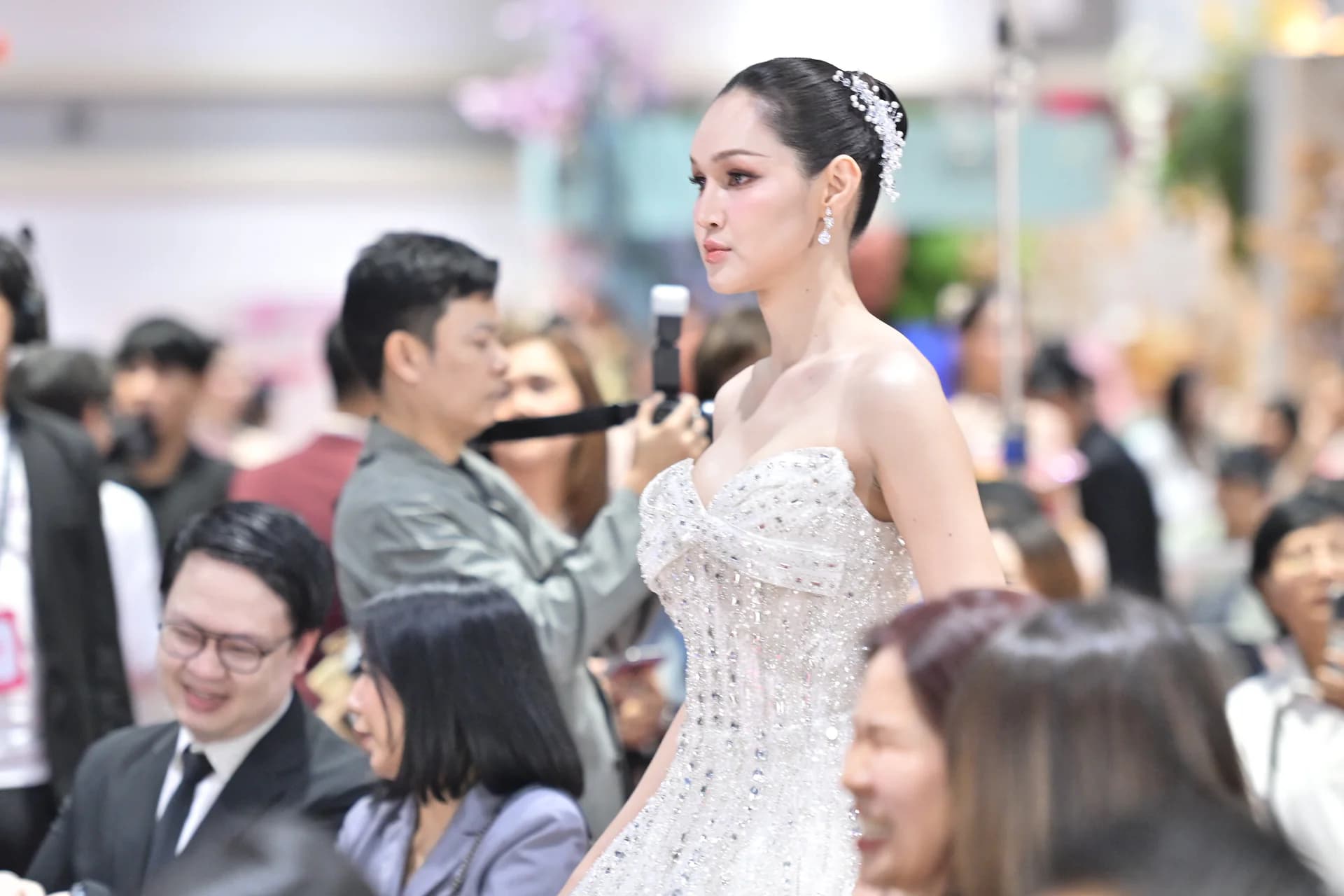 รูปภาพแกลเลอรี