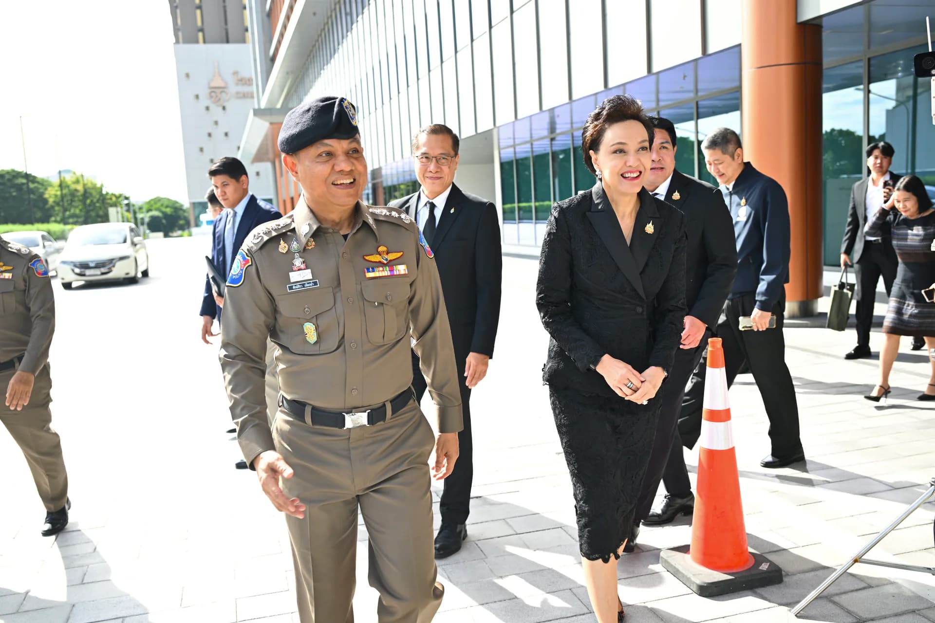 รูปภาพแกลเลอรี