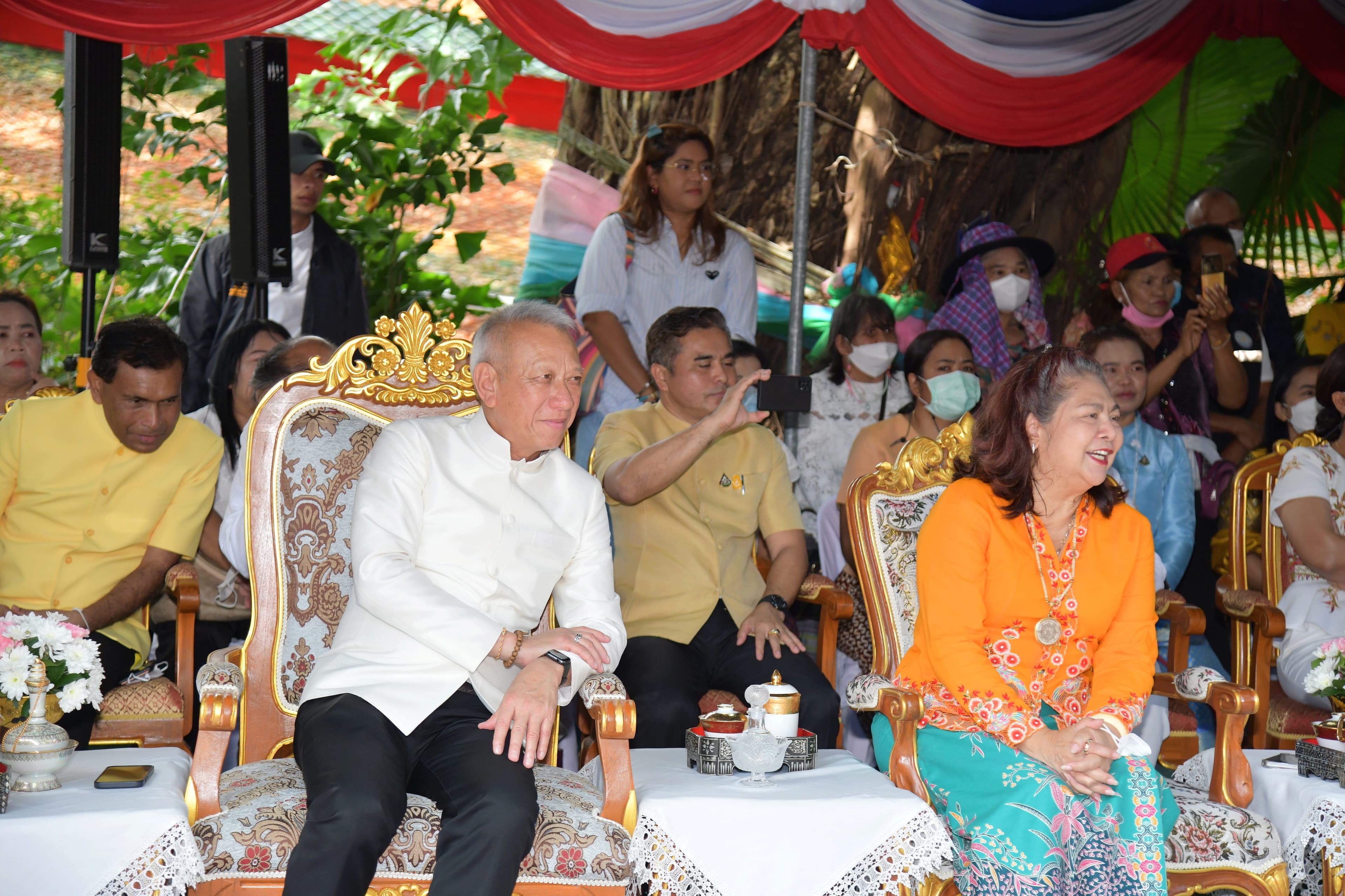 รูปภาพแกลเลอรี