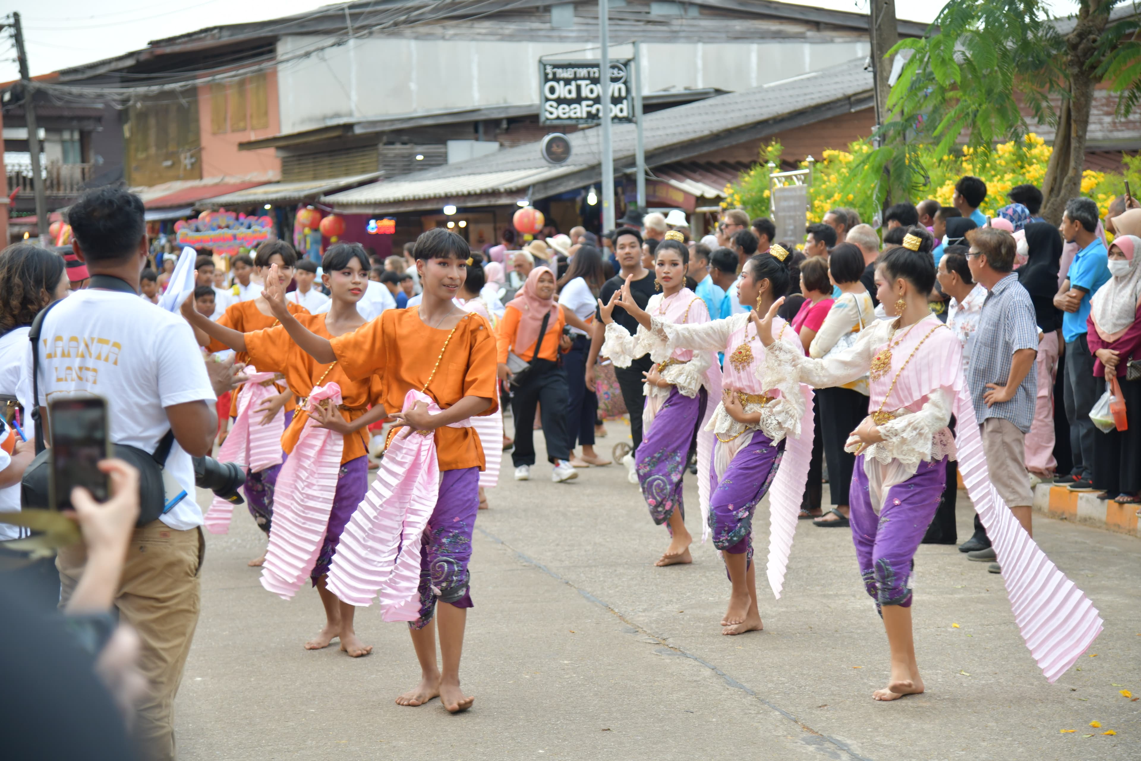รูปภาพแกลเลอรี