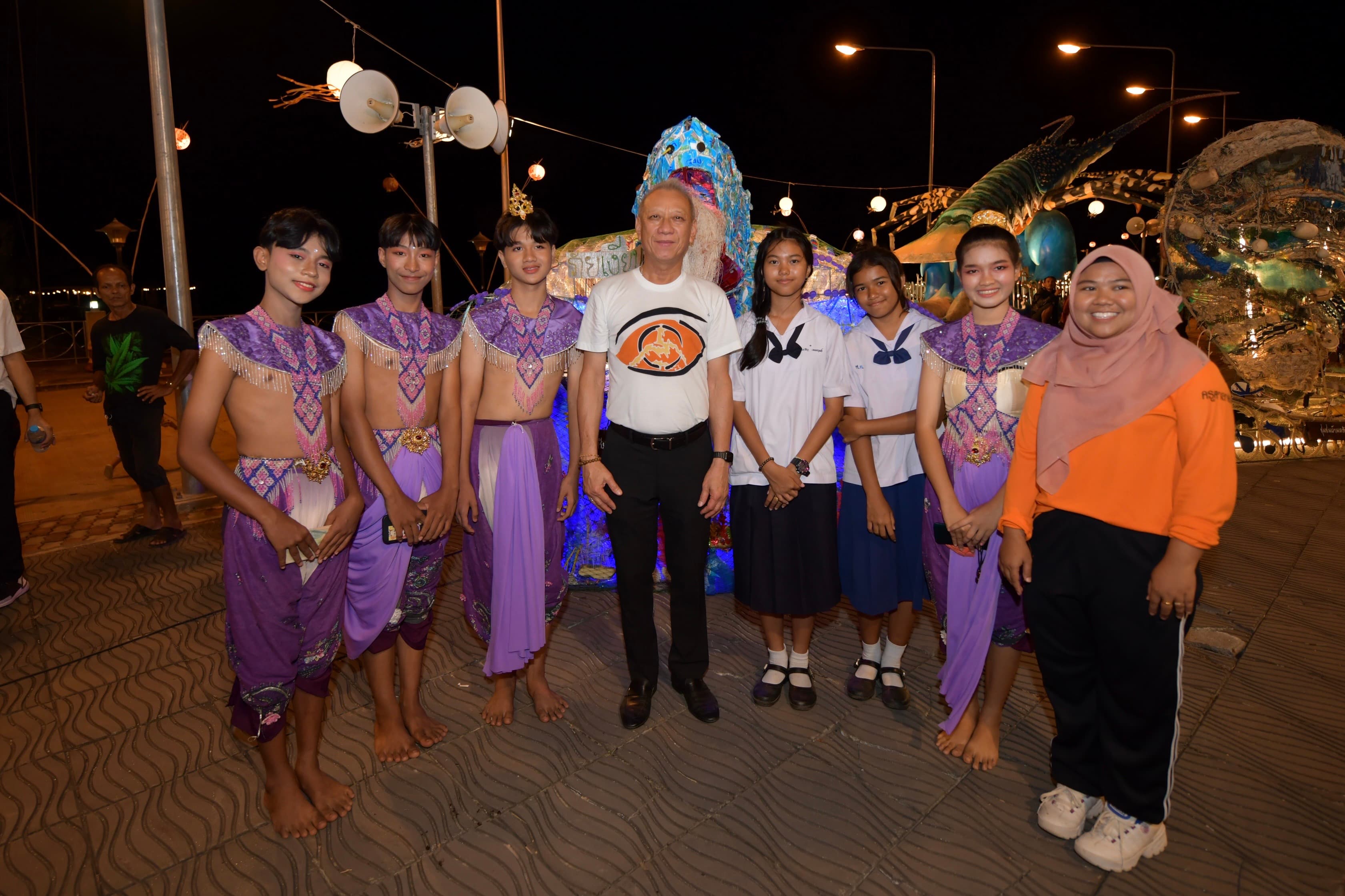 รูปภาพแกลเลอรี