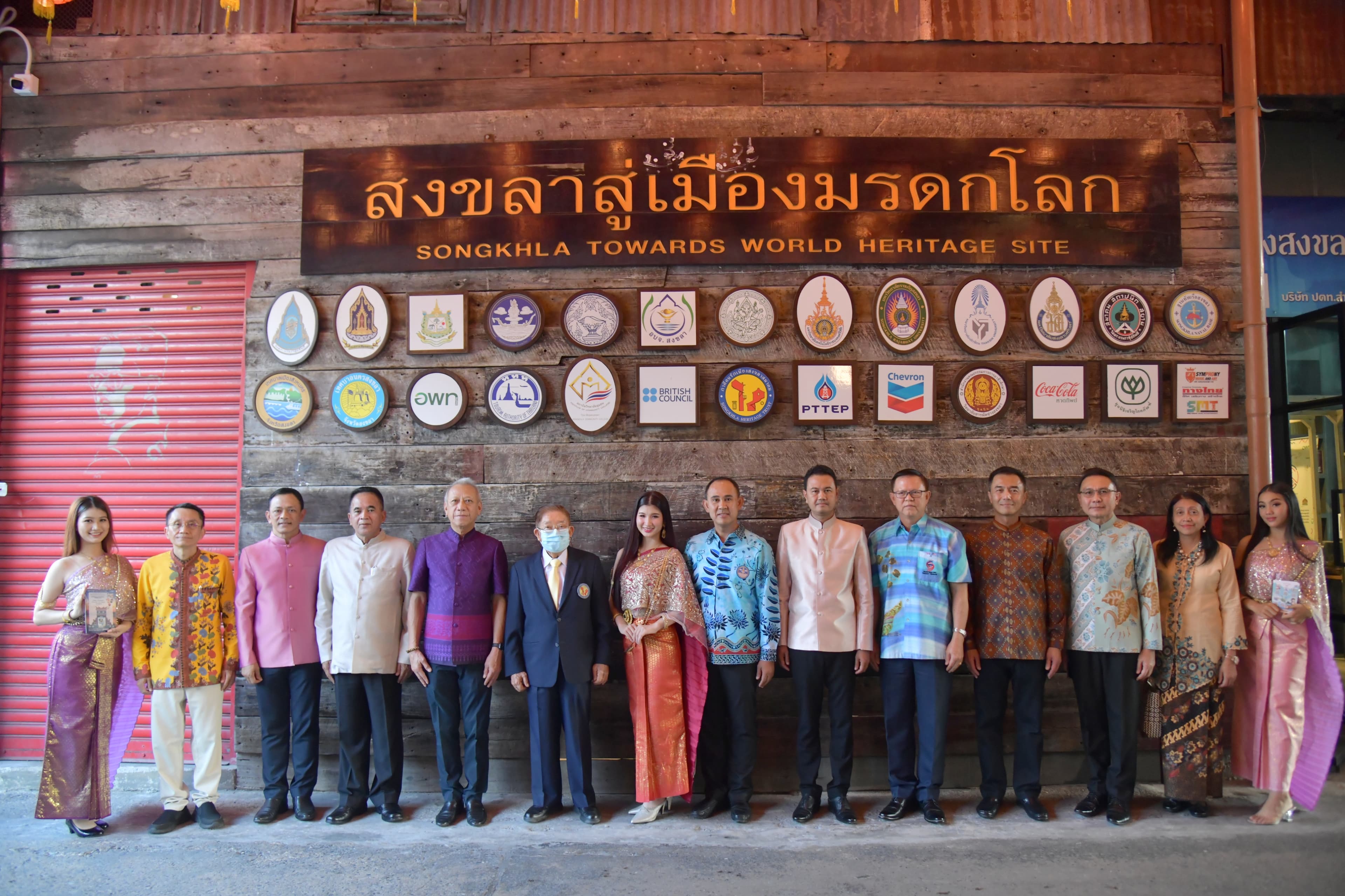 รูปภาพแกลเลอรี