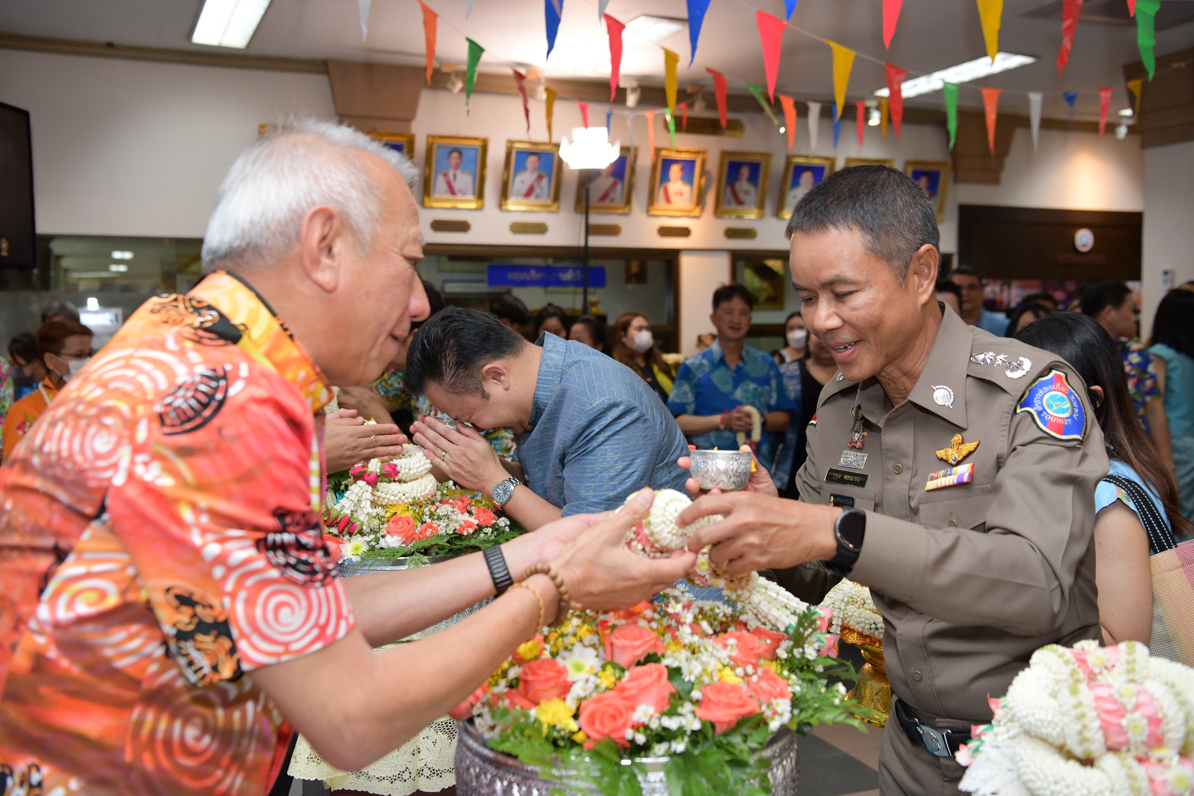 รูปภาพแกลเลอรี
