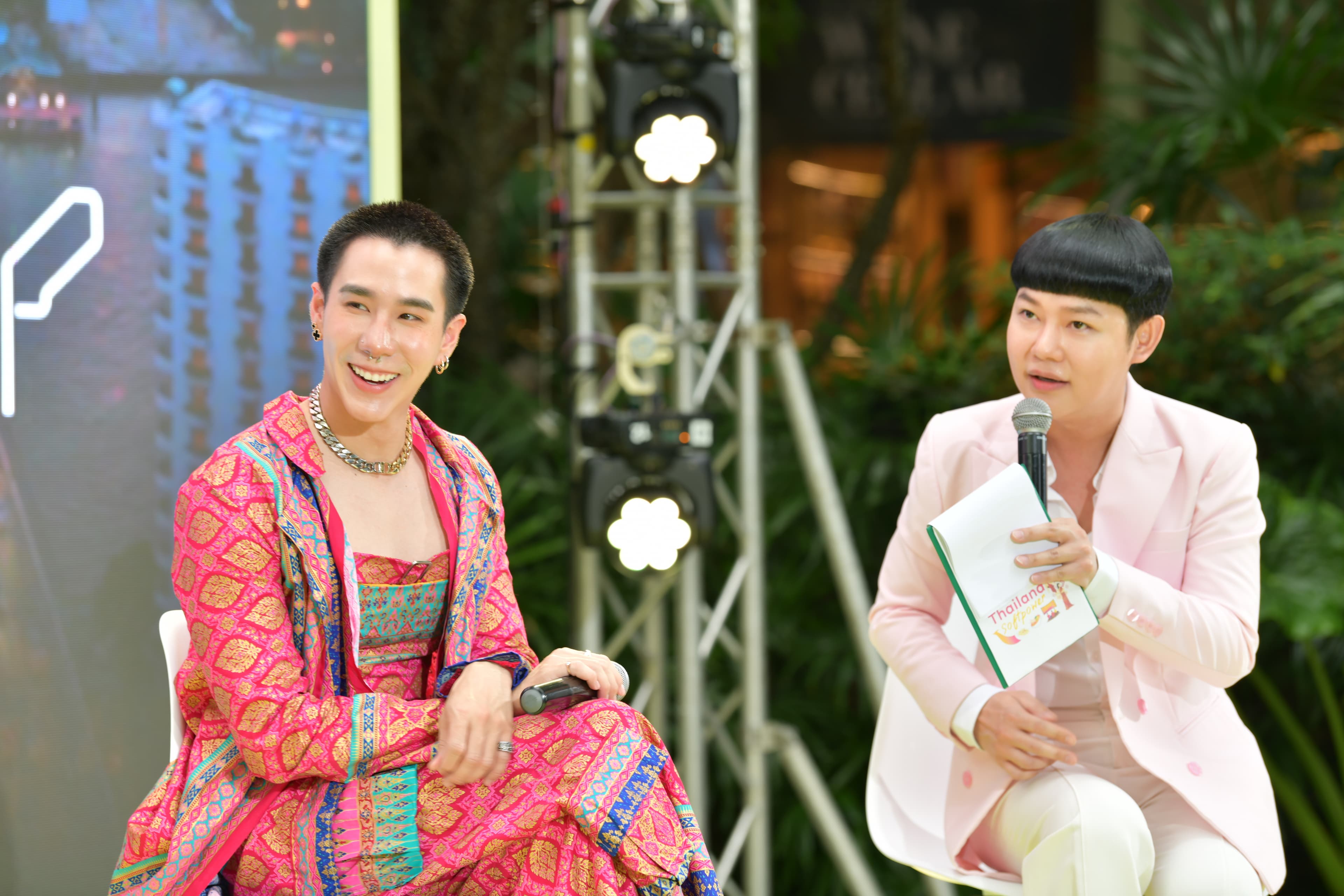 รูปภาพแกลเลอรี