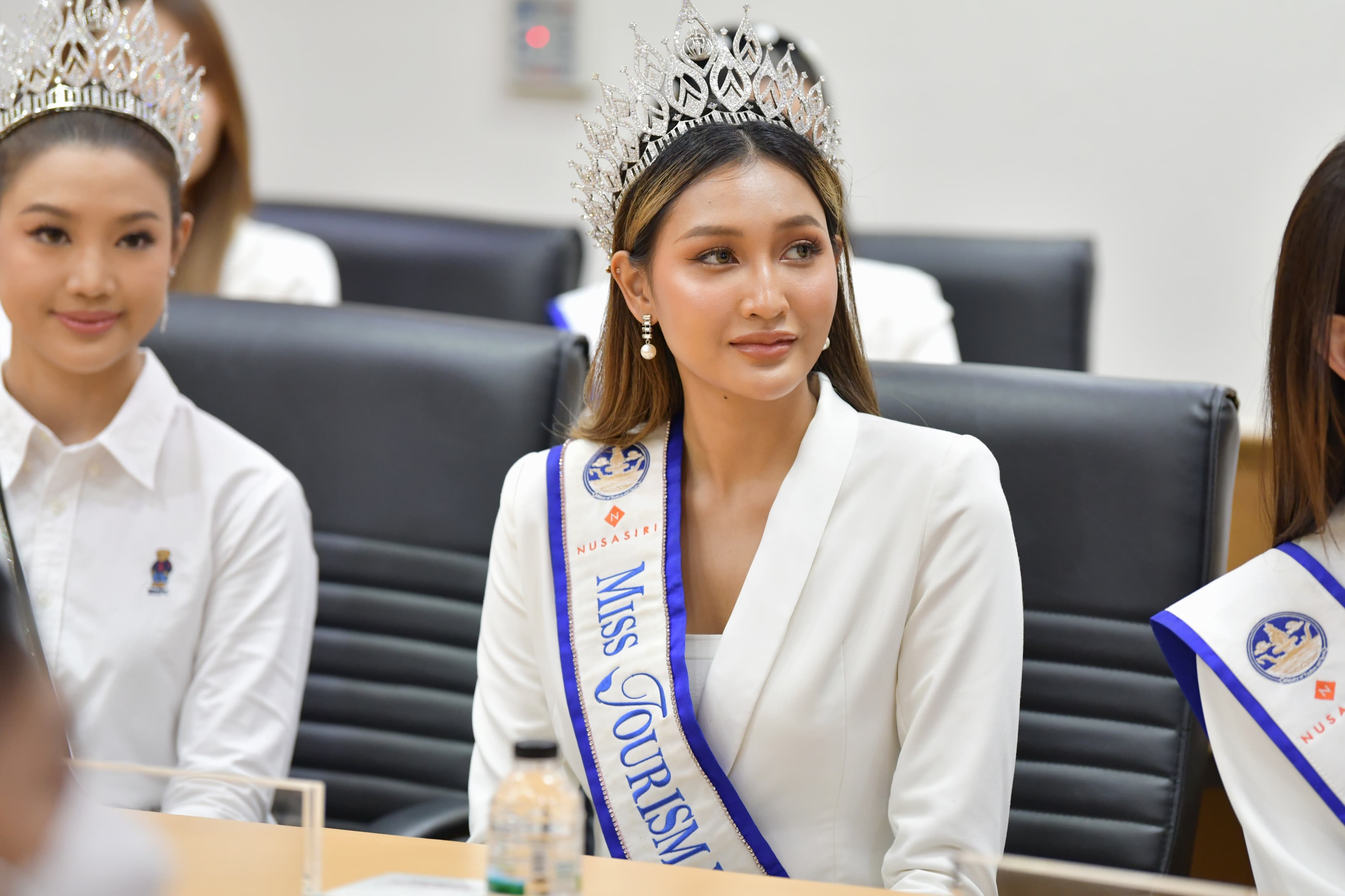 รูปภาพแกลเลอรี