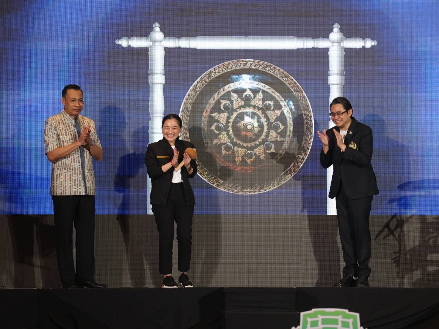 รูปภาพแกลเลอรี