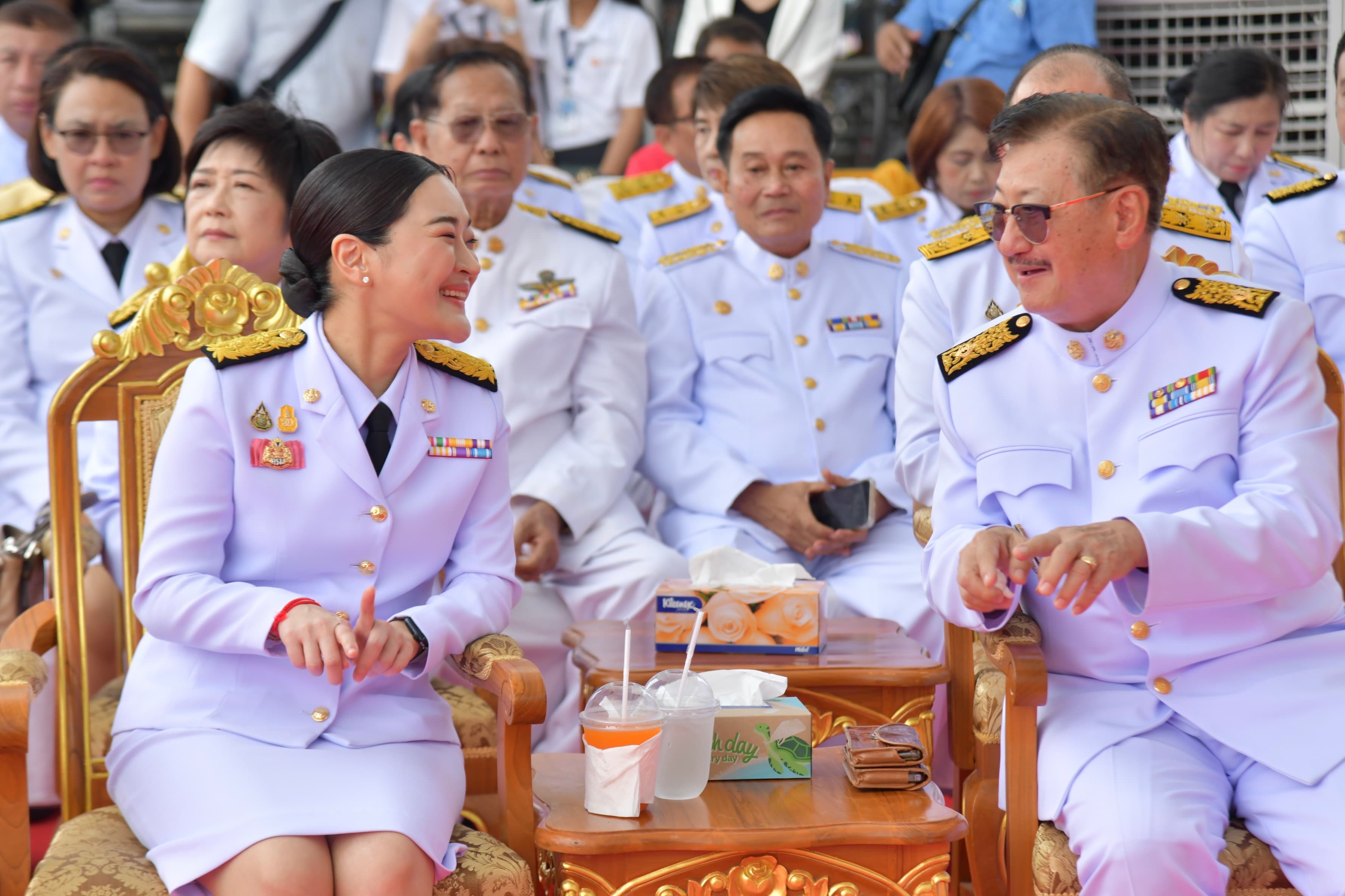 รูปภาพแกลเลอรี