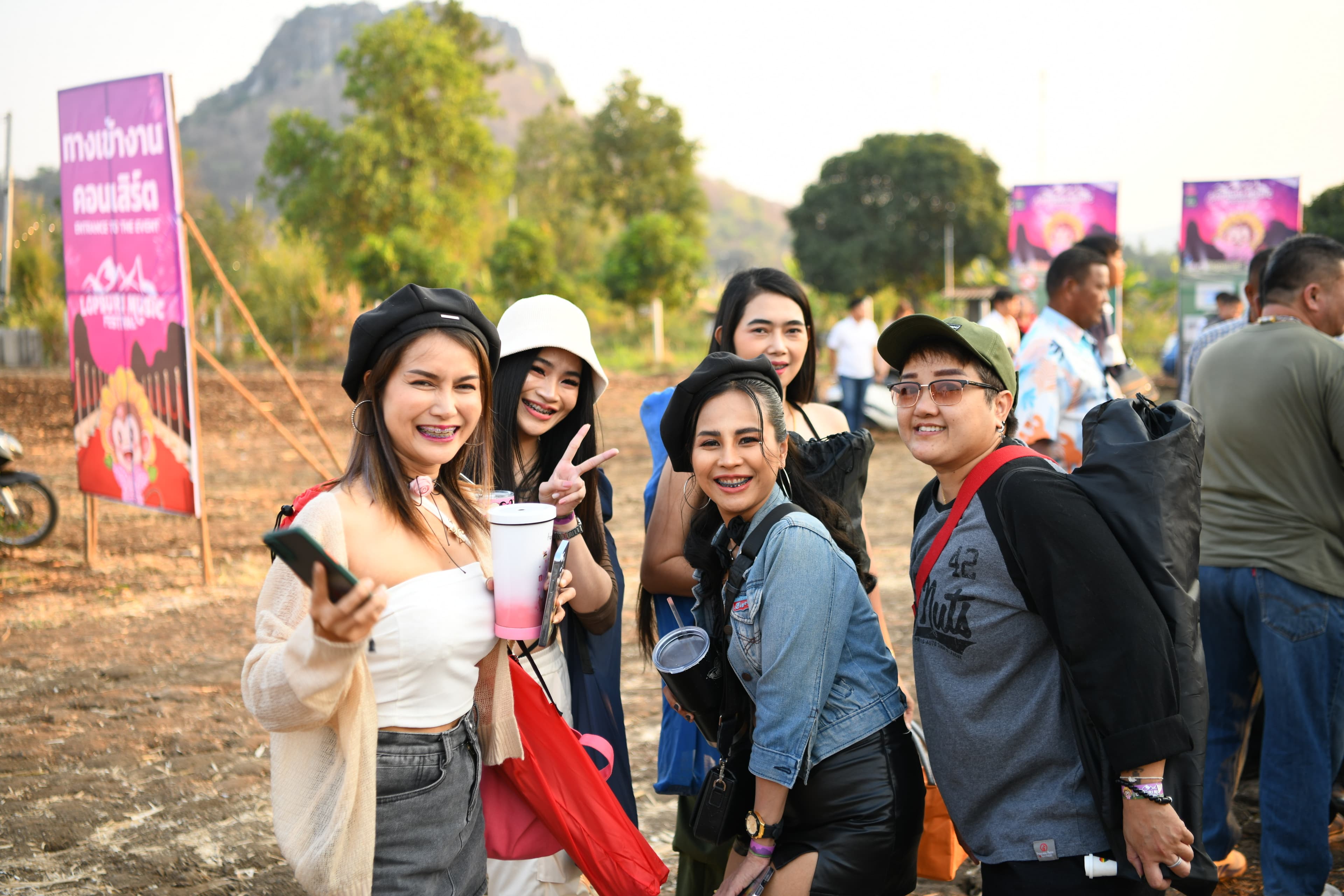 รูปภาพแกลเลอรี
