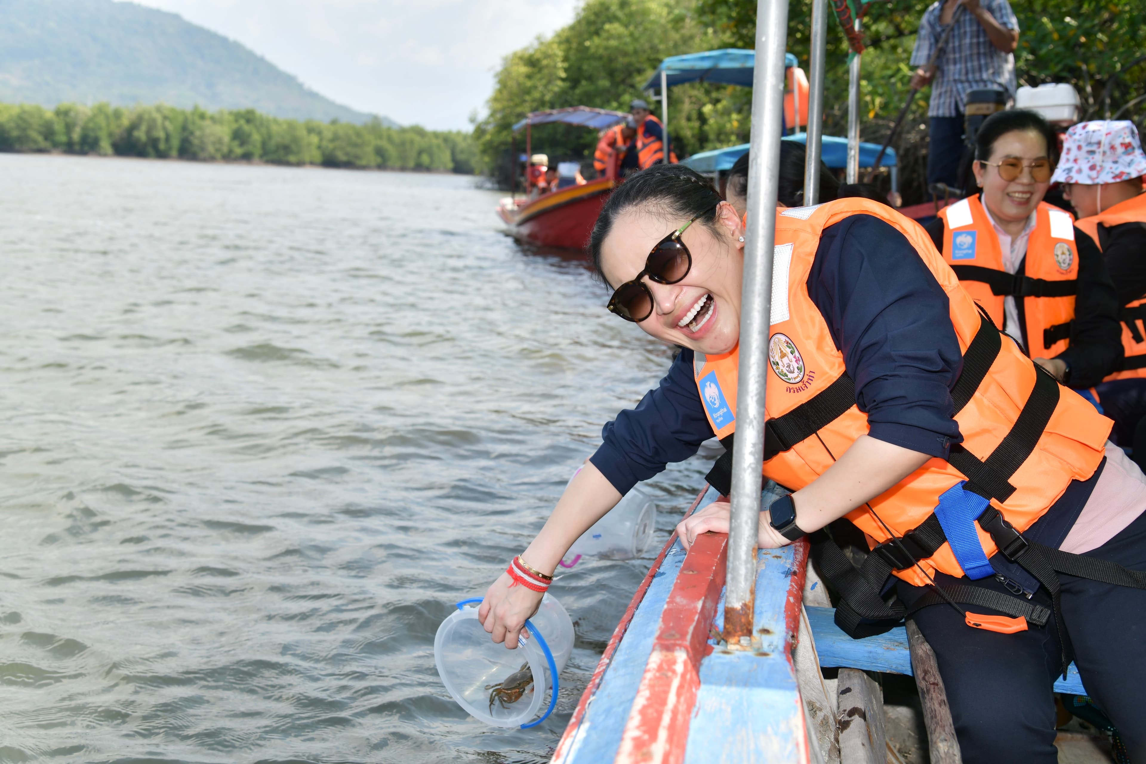 รูปภาพแกลเลอรี
