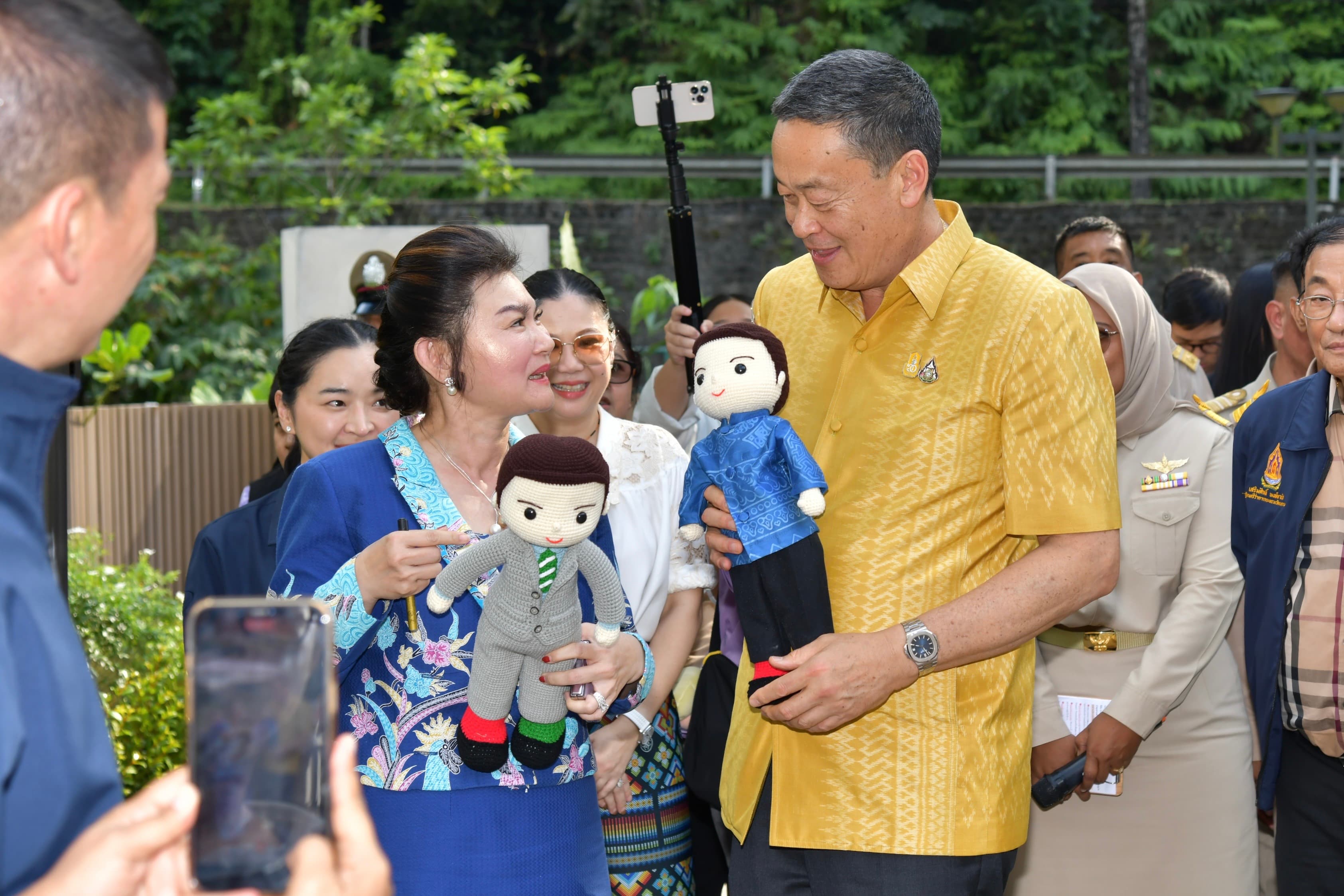 รูปภาพแกลเลอรี
