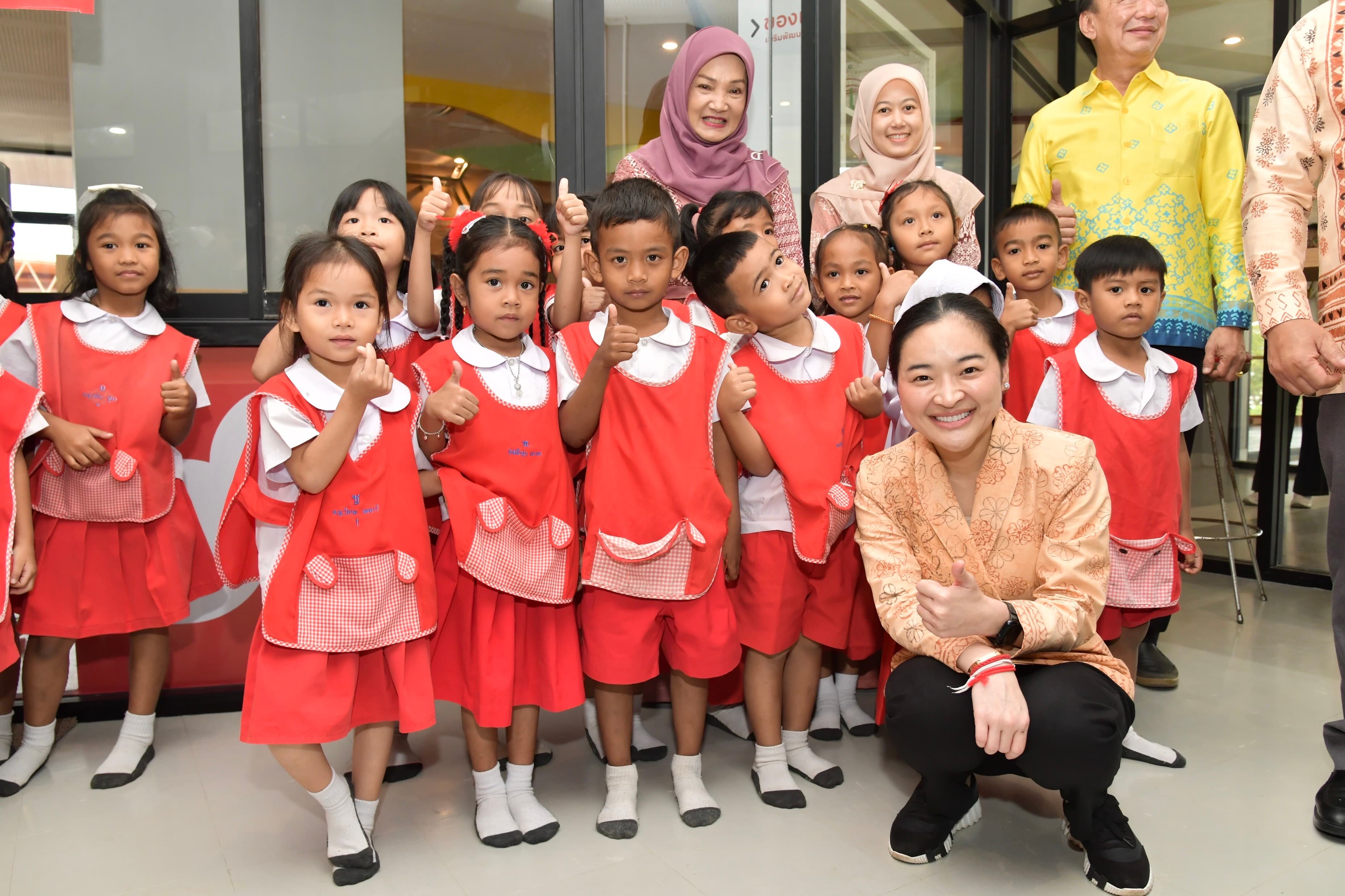 รูปภาพแกลเลอรี