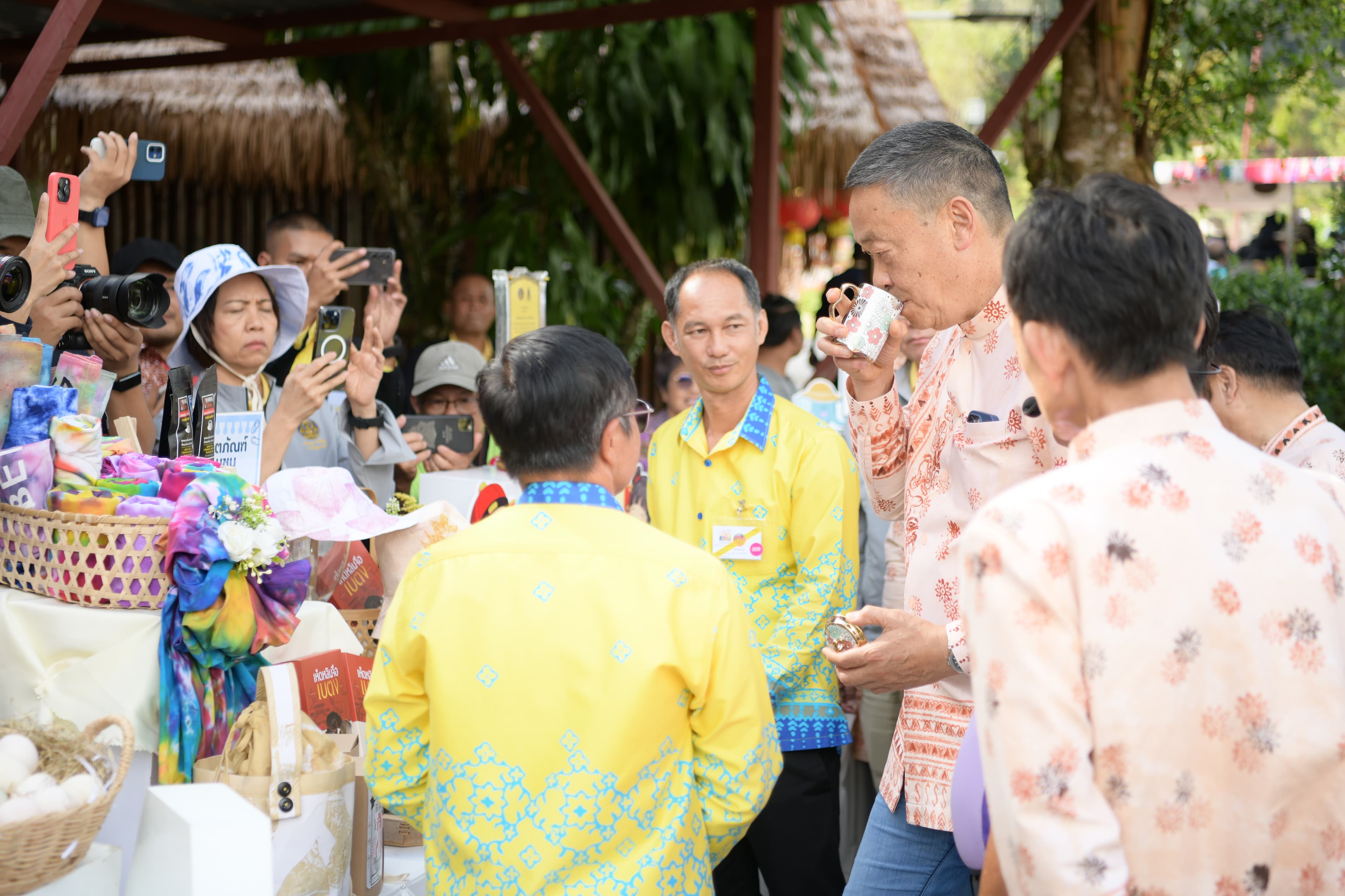 รูปภาพแกลเลอรี