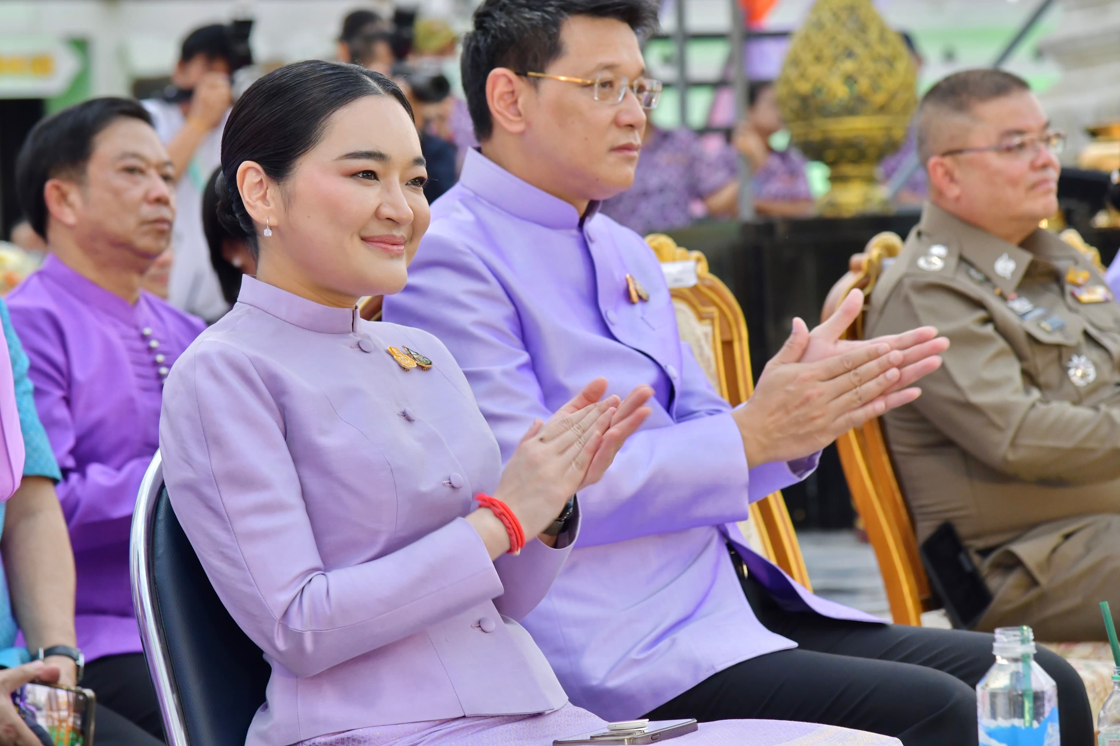 รูปภาพแกลเลอรี