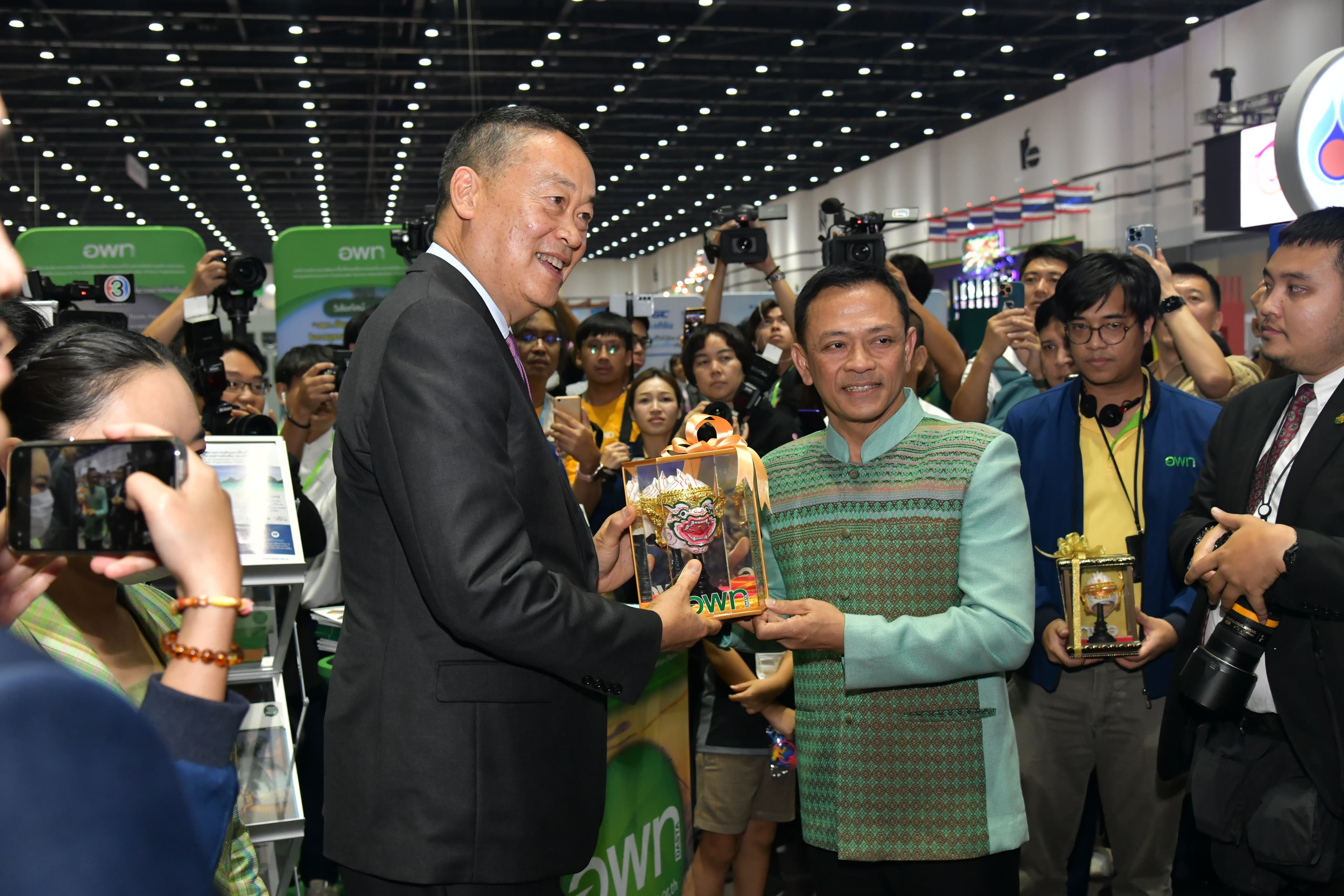 รูปภาพแกลเลอรี