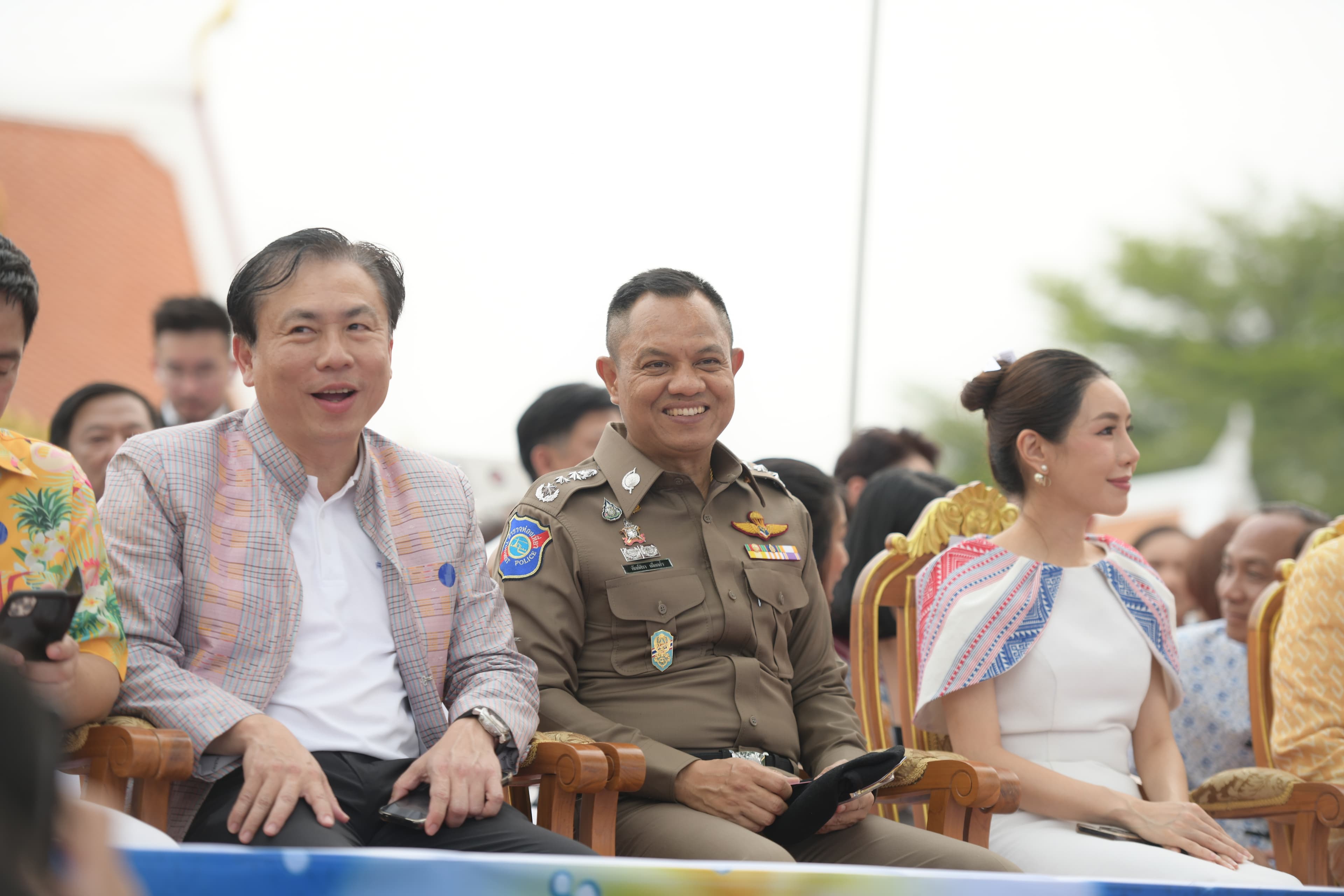 รูปภาพแกลเลอรี