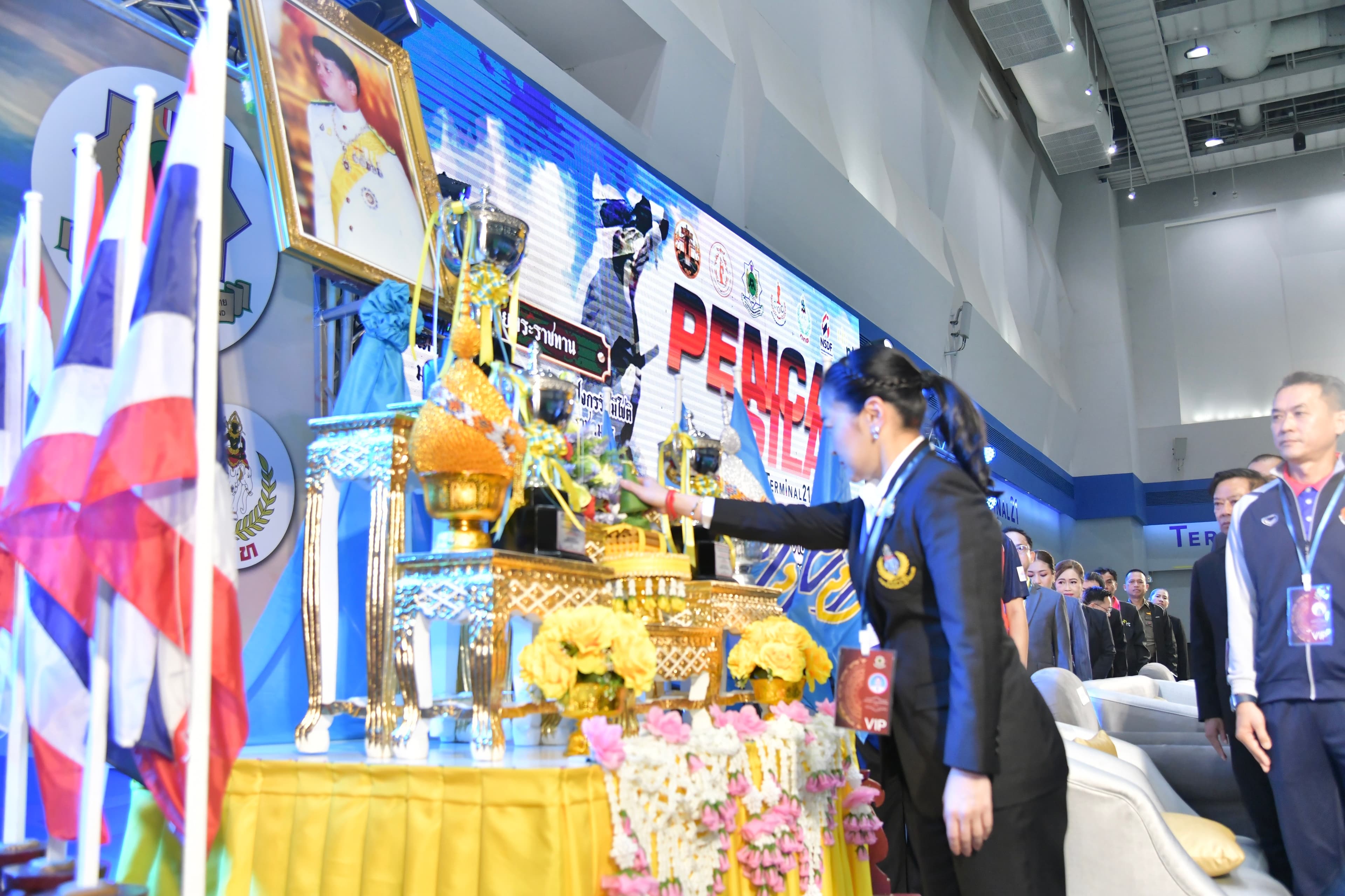 รูปภาพแกลเลอรี