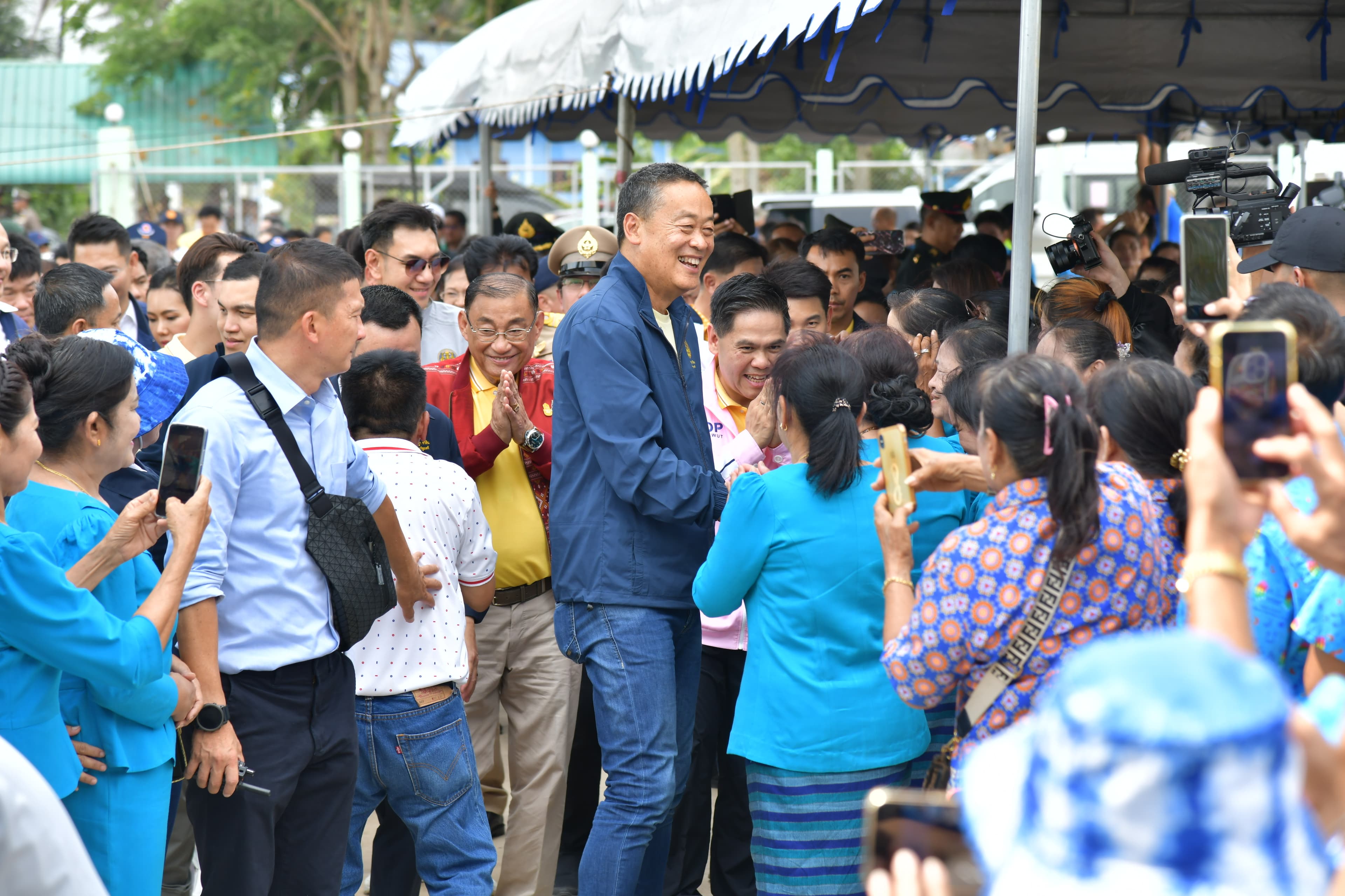 รูปภาพแกลเลอรี