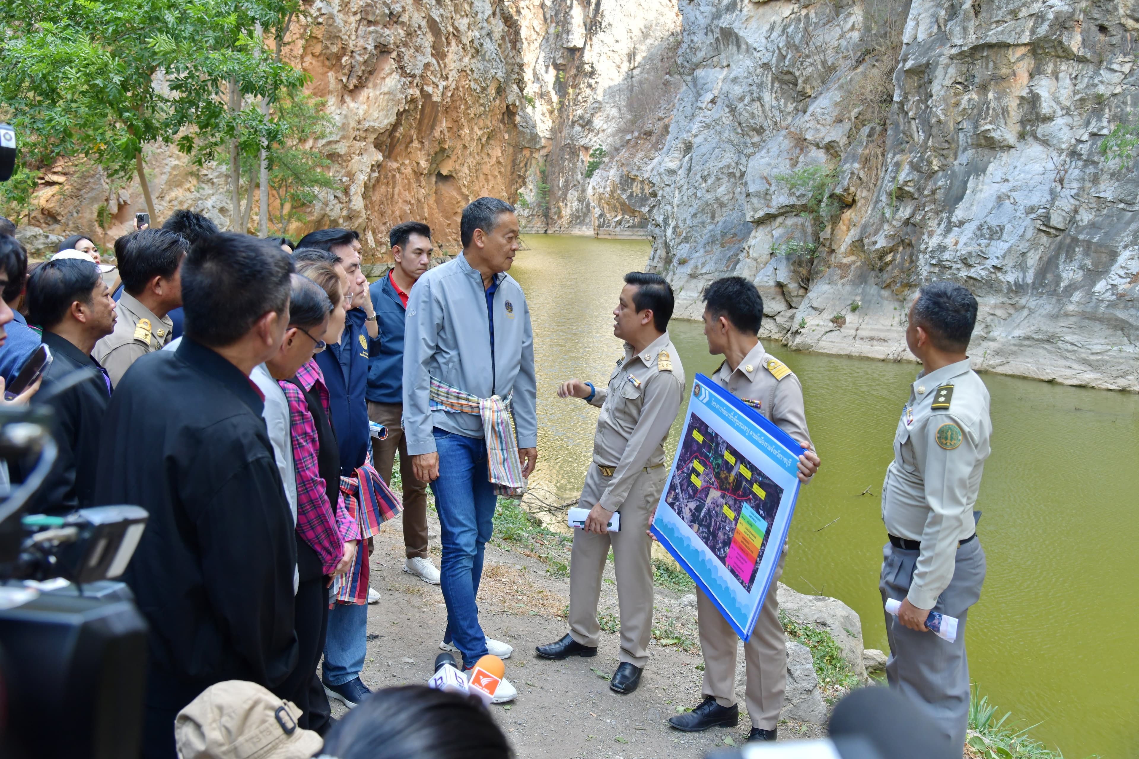 รูปภาพแกลเลอรี
