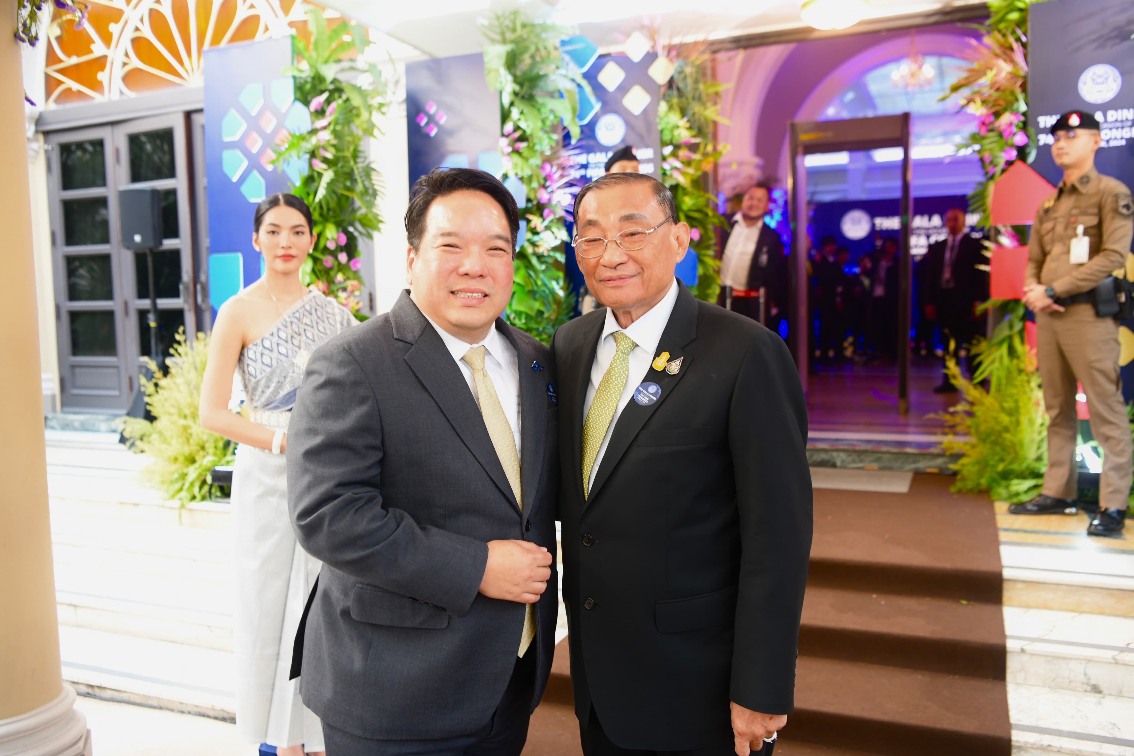 รูปภาพแกลเลอรี